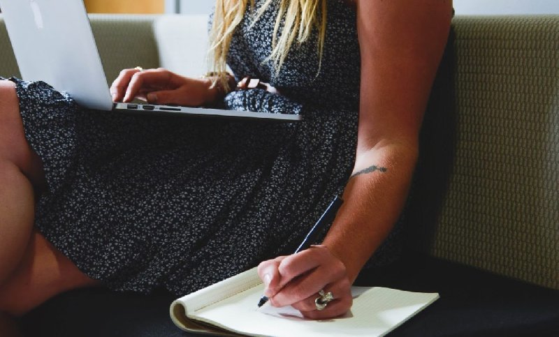 Jak efektywnie szukać pracy?